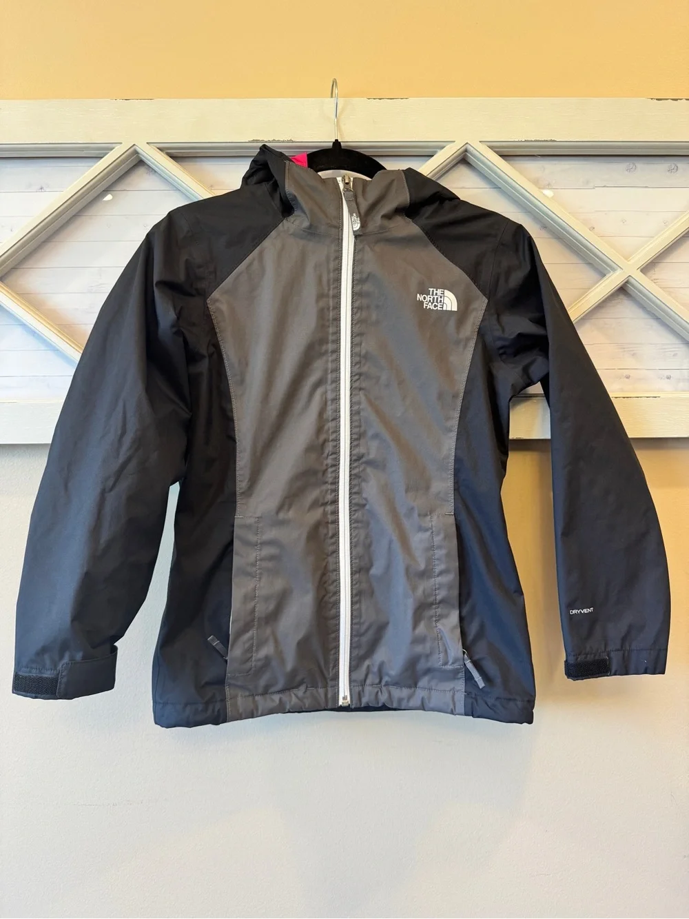 The North Face Osolita Dryvent Triclimate Jacket Hooded Girls Size M 10/12 Black